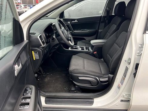 Used 2021 Kia Sportage LX image 14