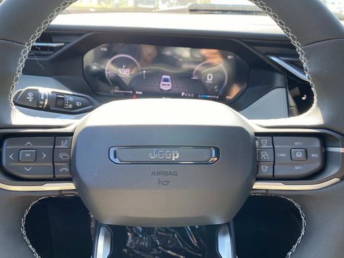 New 2026 Jeep Cherokee Laredo AWD/4WD image 11