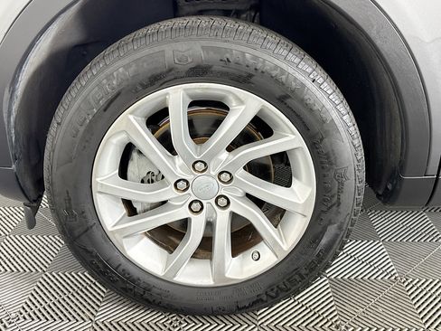Used 2016 Land Rover Discovery Sport HSE AWD/4WD image 37