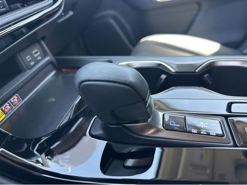 Certified 2026 Lexus NX 450h+ AWD w/ Accessory Package (Z2) image 31