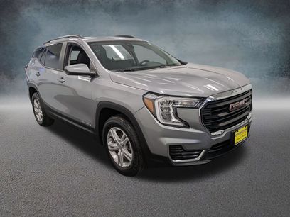 Used 2024 GMC Terrain SLE w/ Driver Convenience Package