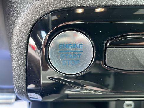 Used 2024 Ford Escape ST-Line w/ Tech Pack #1 AWD/4WD image 21