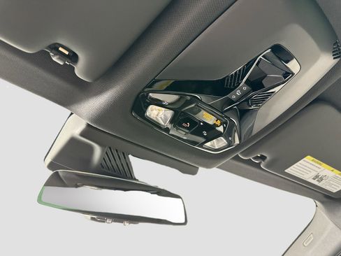 New 2026 BMW X2 xDrive28i w/ Technology Package image 20