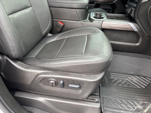 Certified 2022 Chevrolet Silverado 3500 LTZ image 28