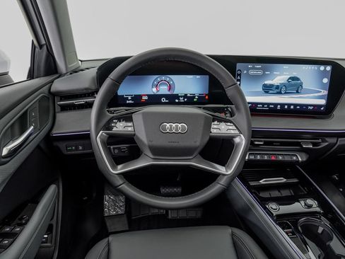 New 2026 Audi Q3 quattro 2.0T AWD/4WD image 18