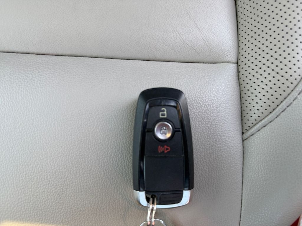 Used 2018 Ford EcoSport Titanium AWD/4WD image 31