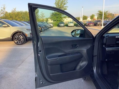 Certified 2026 Hyundai Kona SE image 30