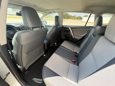 Used 2014 Toyota RAV4 Limited w/ Technology Package FWD image 20