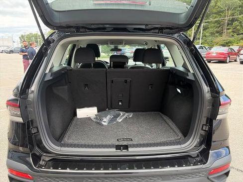Certified 2025 Volkswagen Taos S AWD/4WD image 16