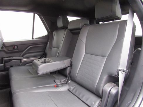 Certified 2025 Toyota 4Runner TRD Off-Road Premium image 16