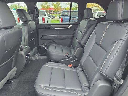 New 2026 GMC Acadia Elevation w/ Elevation Premium Package image 25