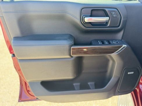 Used 2019 Chevrolet Silverado 1500 RST w/ All-Star Edition image 10