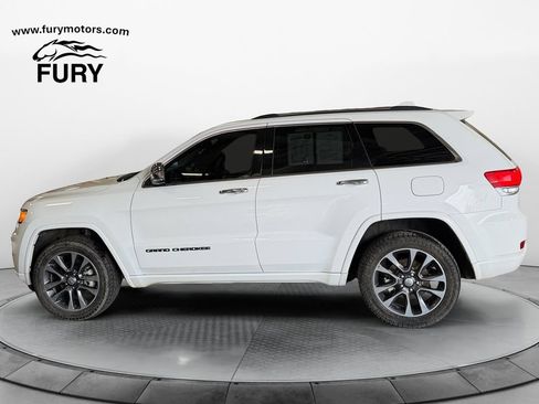 Used 2017 Jeep Grand Cherokee Overland AWD/4WD image 6