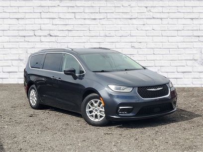 Used 2021 Chrysler Pacifica Touring-L