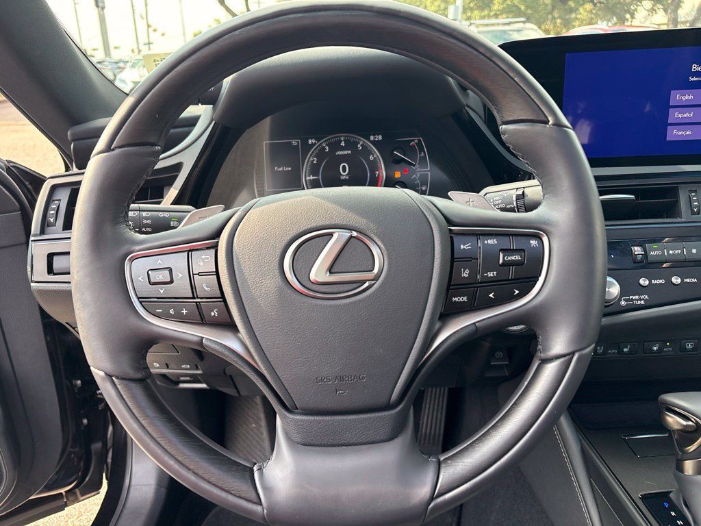 Used 2024 Lexus ES 350 w/ Technology Package FWD image 12