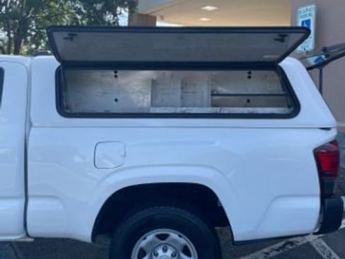 Used 2020 Toyota Tacoma SR RWD image 10