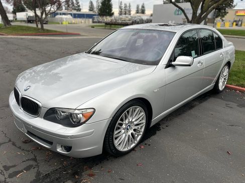 Used 2007 BMW 750i image 5