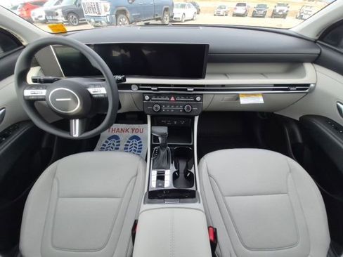 New 2026 Hyundai Tucson SE image 21