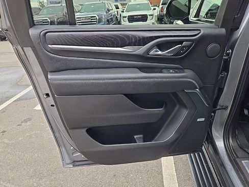 Used 2021 GMC Yukon XL Denali w/ Denali Premium Package image 46