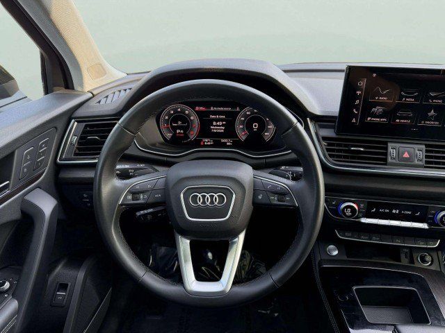 Certified 2023 Audi Q5 2.0T Premium Plus w/ Premium Plus Package AWD/4WD image 11