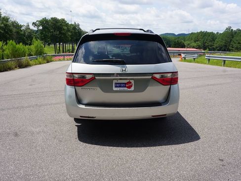 Used 2013 Honda Odyssey EX image 18