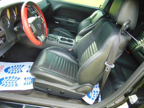 Used 2012 Dodge Challenger R/T Plus RWD image 5