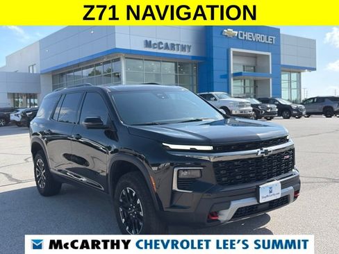 Used 2024 Chevrolet Traverse Z71 AWD/4WD image 1