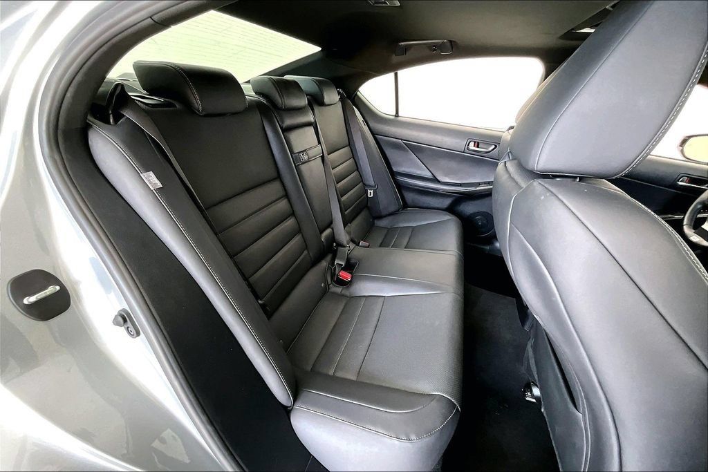 Used 2025 Lexus IS 500 w/ Accessory Package 2 RWD image 35