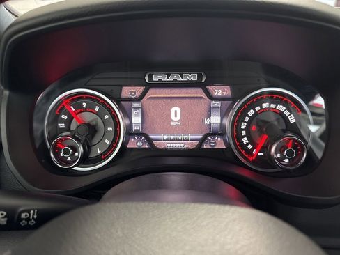 Used 2022 RAM 1500 Big Horn AWD/4WD image 14