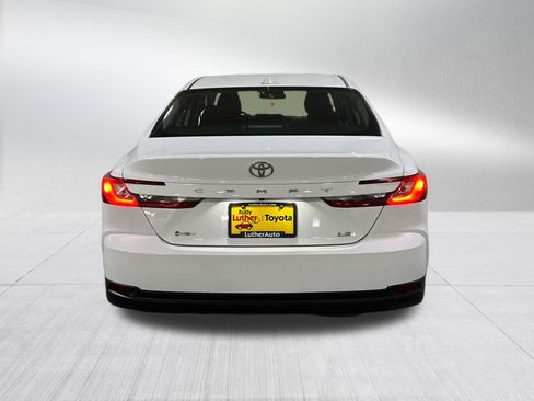 Certified 2025 Toyota Camry LE FWD image 5