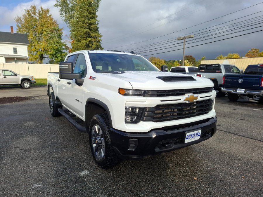 Used 2024 Chevrolet Silverado 2500 Custom w/ Custom Value Package AWD/4WD image 13