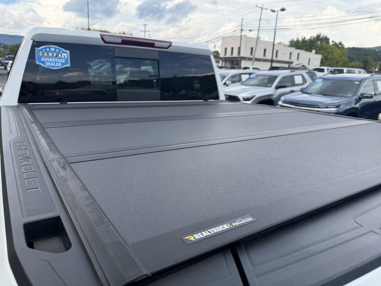 Used 2025 Chevrolet Silverado 1500 LT Trail Boss w/ Convenience Package II AWD/4WD image 26