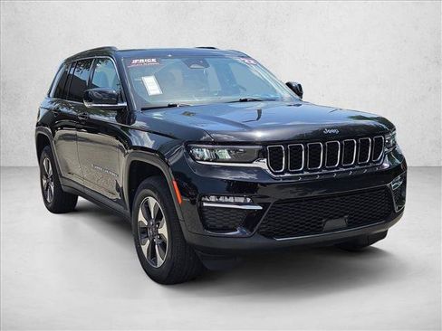 Used 2022 Jeep Grand Cherokee Limited 4xe AWD/4WD image 3