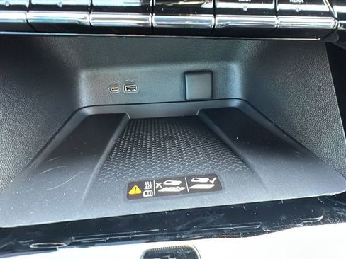 New 2026 Chevrolet Traverse LT w/ Midnight/Sport Edition image 25