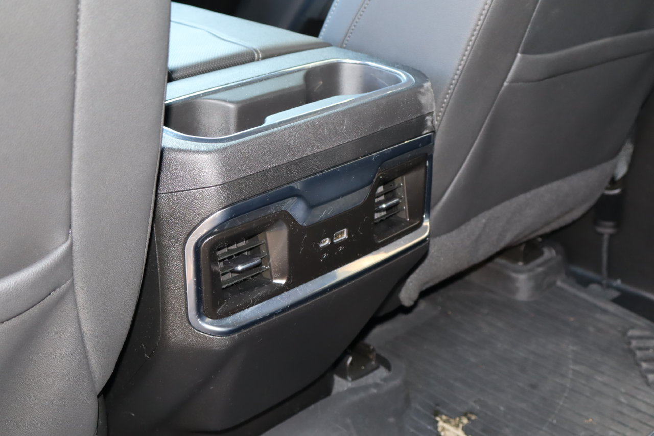 Used 2023 Chevrolet Silverado 1500 LTZ AWD/4WD image 18