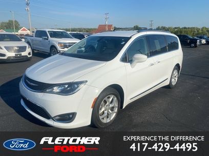 Used 2017 Chrysler Pacifica Touring-L Plus