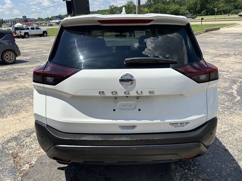 Used 2021 Nissan Rogue S FWD image 7