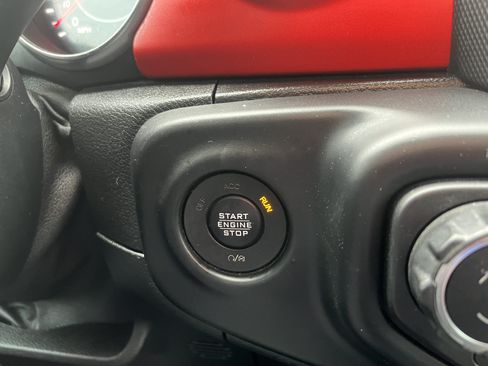 Used 2020 Jeep Wrangler Unlimited Rubicon AWD/4WD image 26
