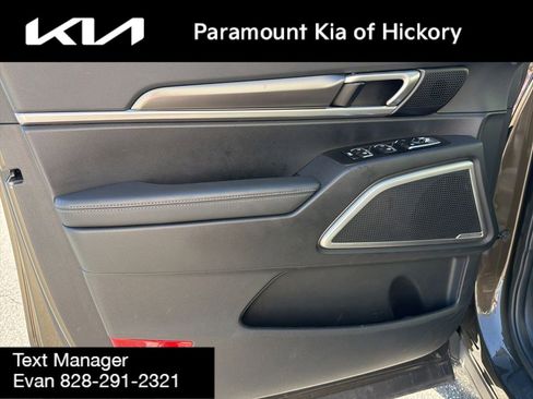Used 2025 Kia Telluride S FWD image 18