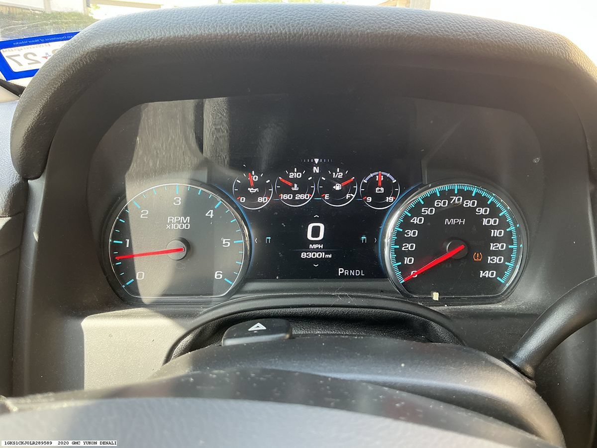 Used 2020 GMC Yukon Denali w/ Open Road Package RWD image 12