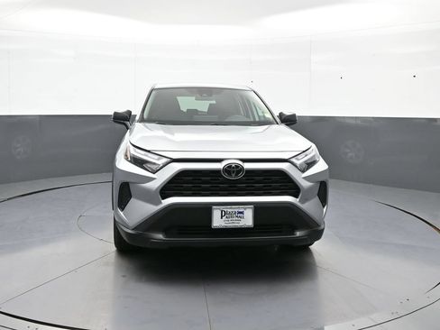 Used 2024 Toyota RAV4 LE AWD/4WD image 2