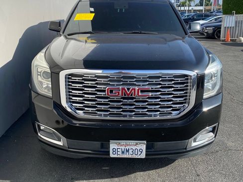 Used 2018 GMC Yukon XL Denali w/ Denali Ultimate Package RWD image 2