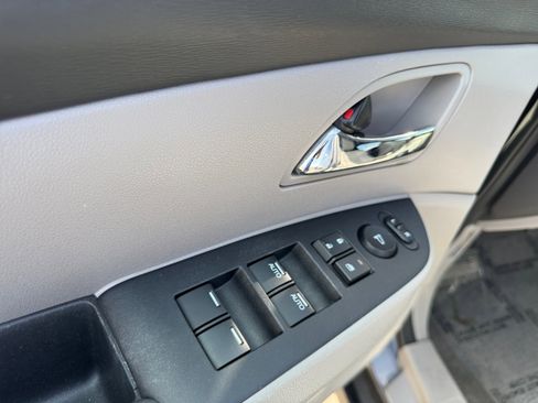 Used 2017 Honda Odyssey EX-L image 11