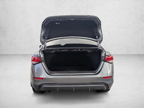 Certified 2021 Nissan Sentra S image 6