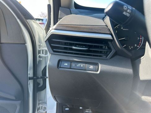 Used 2025 Nissan Altima 2.5 SV image 33