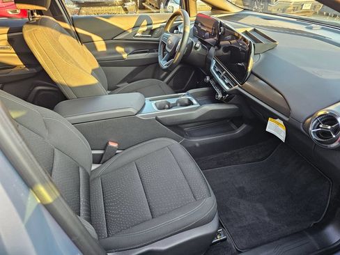 Used 2025 Chevrolet Equinox EV LT w/ Comfort Package FWD image 22