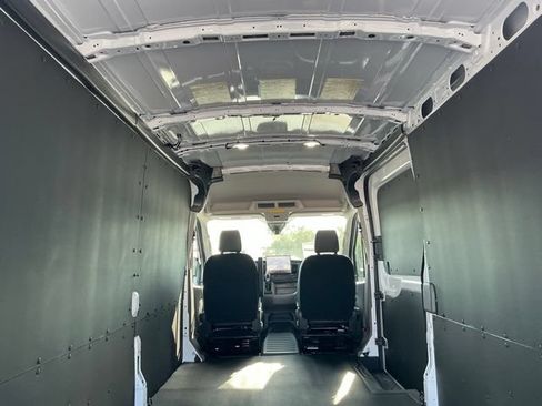 New 2027 Ford Transit 250 148 Medium Roof w/ Load Area Protection Package RWD image 14