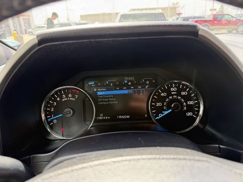 Used 2018 Ford F150 Lariat w/ Equipment Group 502A Luxury AWD/4WD image 16
