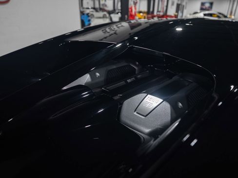 Used 2018 Bugatti Chiron image 37