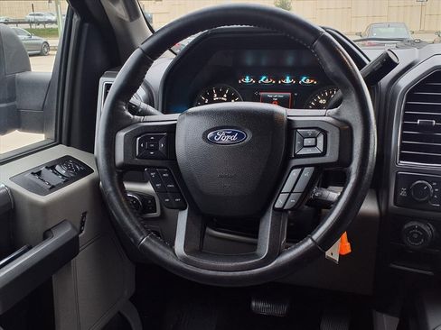 Used 2018 Ford F150 XLT w/ Equipment Group 302A Luxury image 14